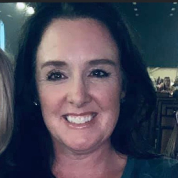 Meet your Posher, Melissa - Picture 1 of 1